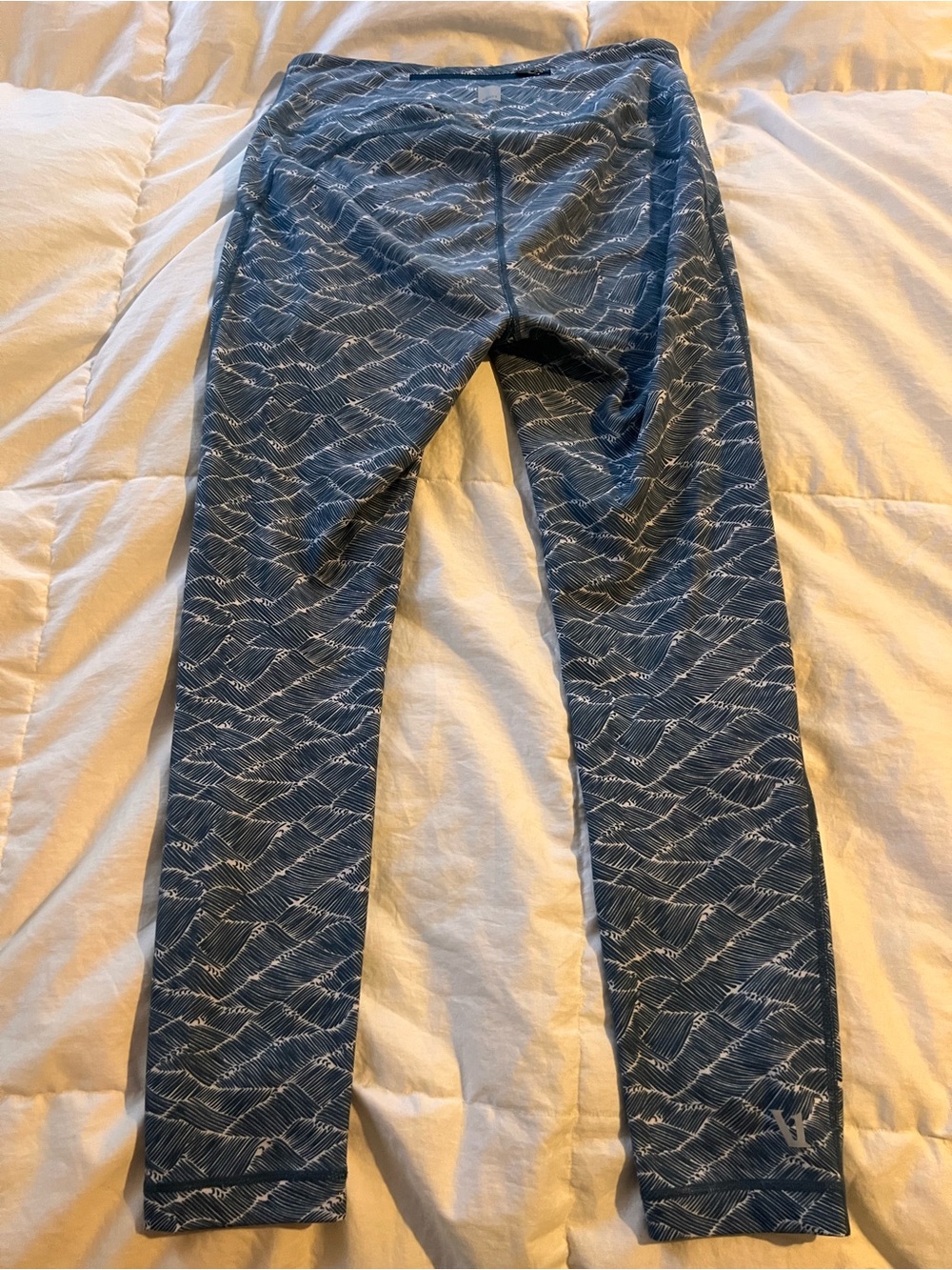 Vuori Pace High Rise Leggings Ocean Wave Print – Size Small